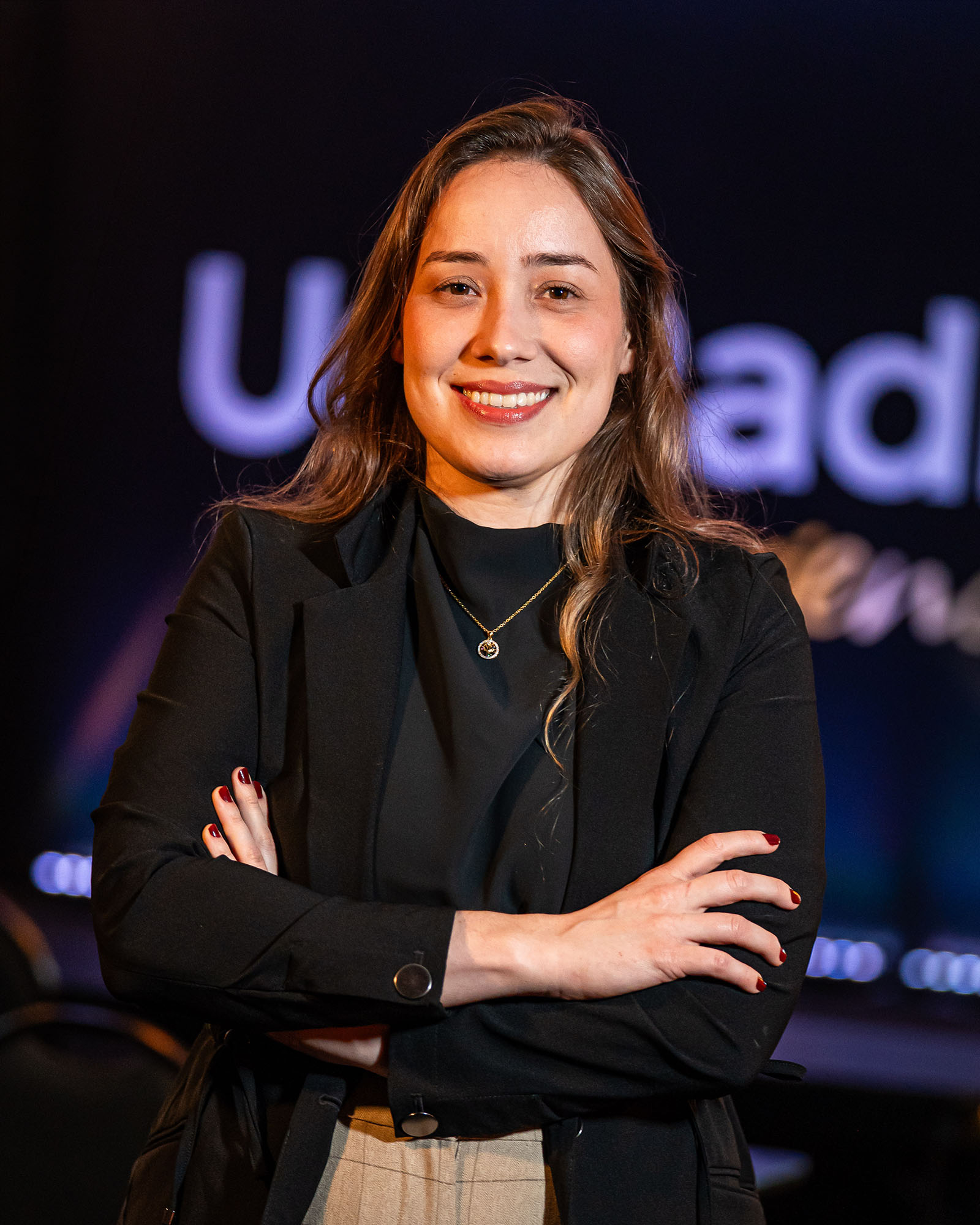Profª Marina Pelógia